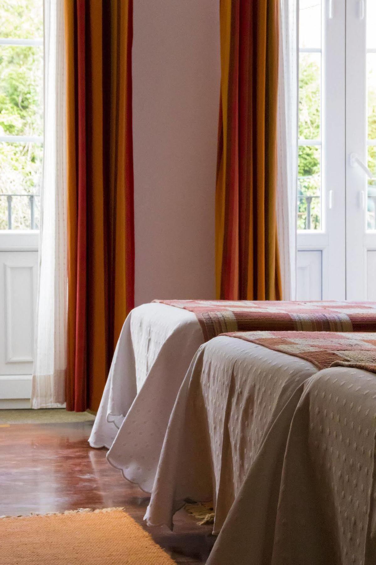 Hostal La Carballinesa Сантяго де Компостела Екстериор снимка