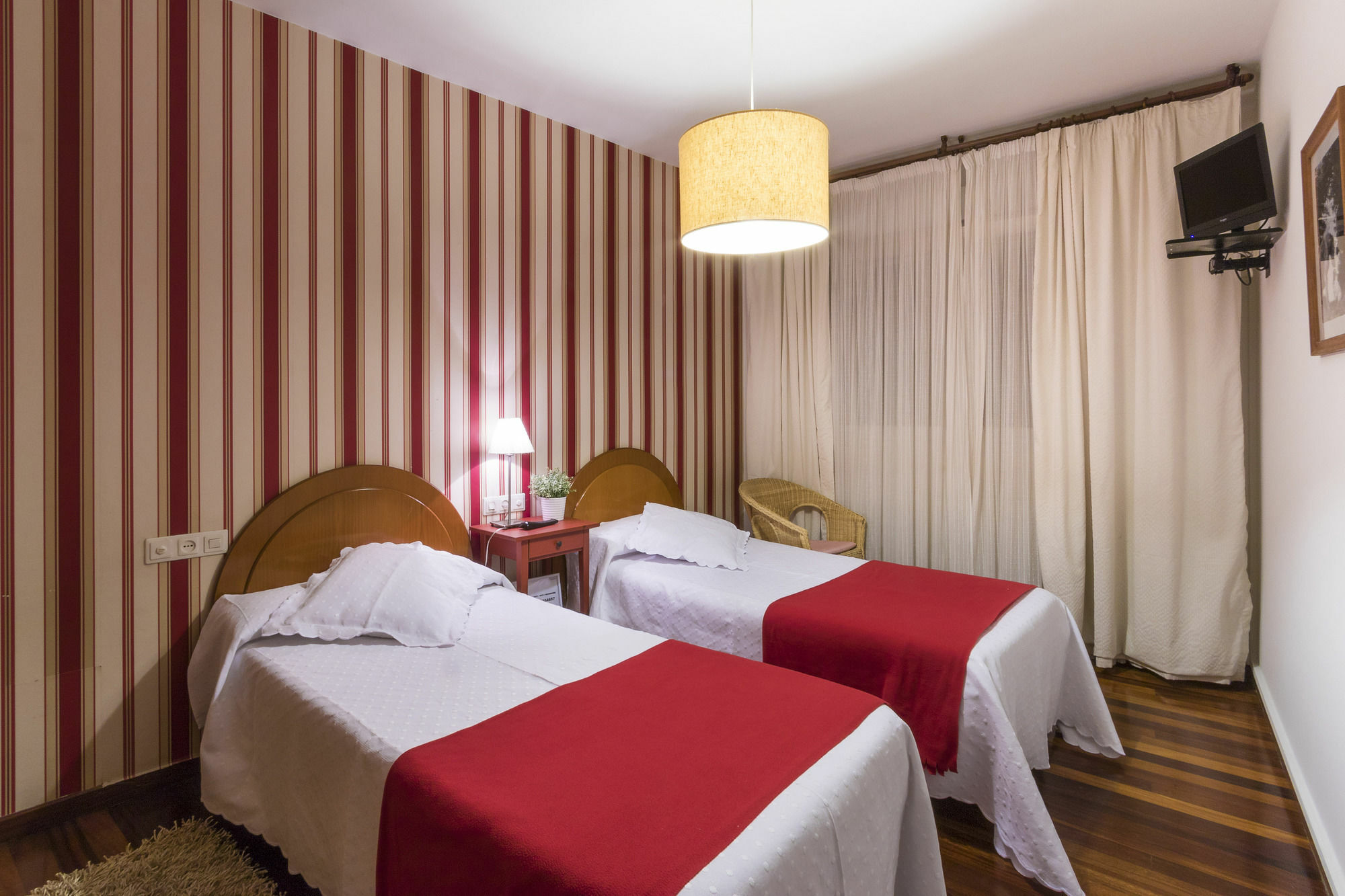 Hostal La Carballinesa Сантяго де Компостела Екстериор снимка